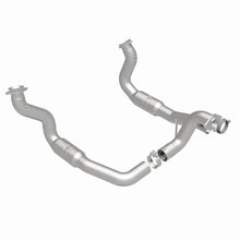 Load image into Gallery viewer, MagnaFlow Conv Direct Fit 11-14 Ford F-250 Super Duty / 350 Super Duty V8 6.2L Magnaflow