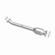 Load image into Gallery viewer, MagnaFlow Converter Direct Fit 05-12 Nissan Pathfinder 4.0L / 05-15 NIssan Xterra 4.0L Magnaflow