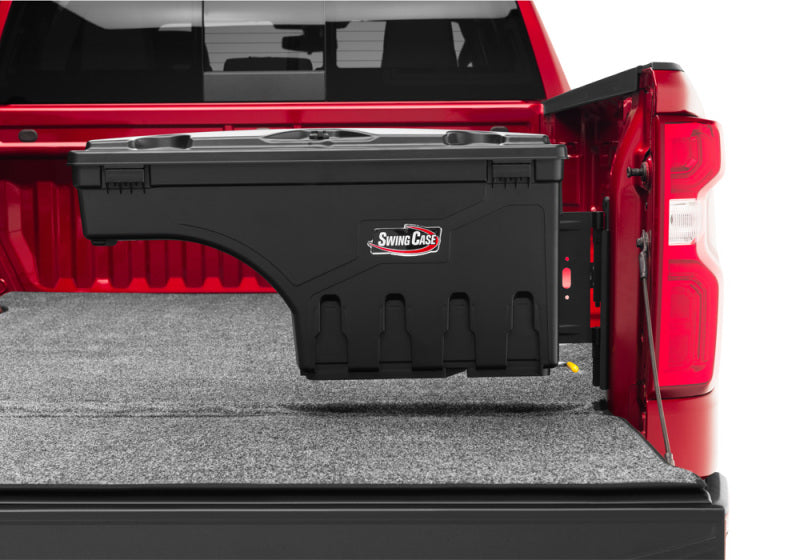 UnderCover 19-20 Chevy Silverado 1500 Passengers Side Swing Case - Black Smooth Undercover