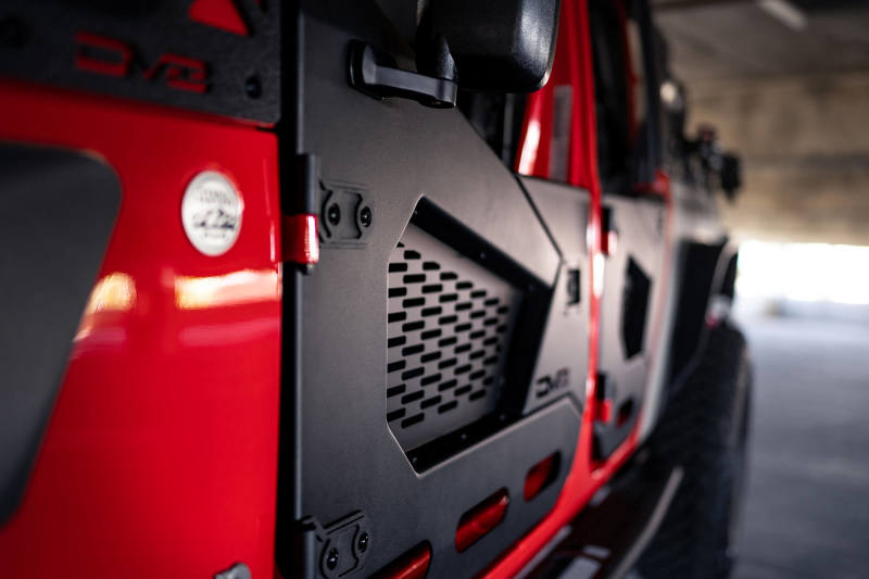 DV8 Offroad 18-22 Jeep Wrangler JL/JT Spec Series Half Doors - Front Set DV8 Offroad