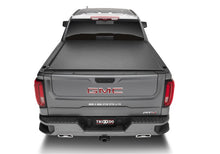 Load image into Gallery viewer, Truxedo 19-20 GMC Sierra &amp; Chevrolet Silverado 1500 (New Body) 5ft 8in Lo Pro Bed Cover Truxedo