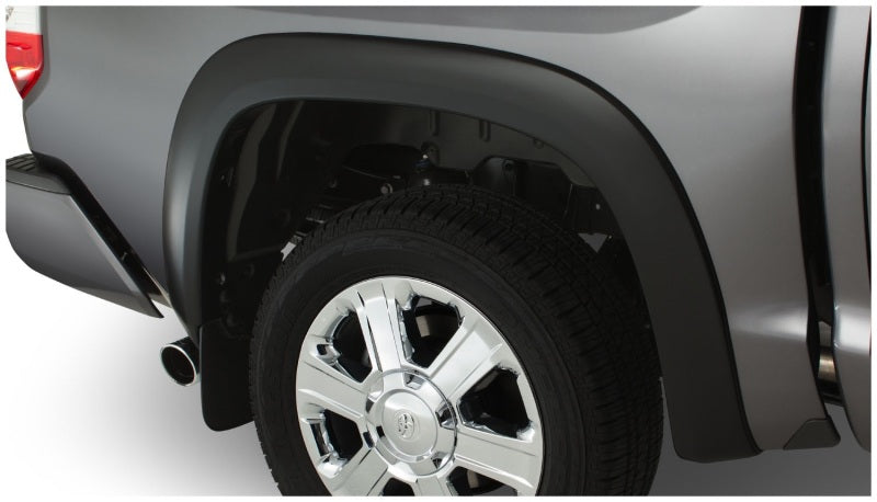 Bushwacker 14-18 Toyota Tundra Fleetside OE Style Flares 4pc 66.7/78.7/97.6in Bed - Black Bushwacker