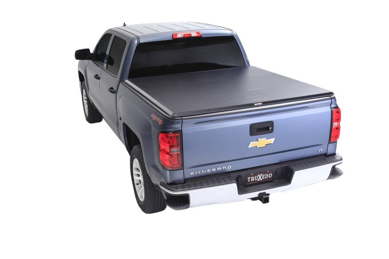 Truxedo 14-18 GMC Sierra & Chevrolet Silverado 1500 5ft 8in TruXport Bed Cover Truxedo