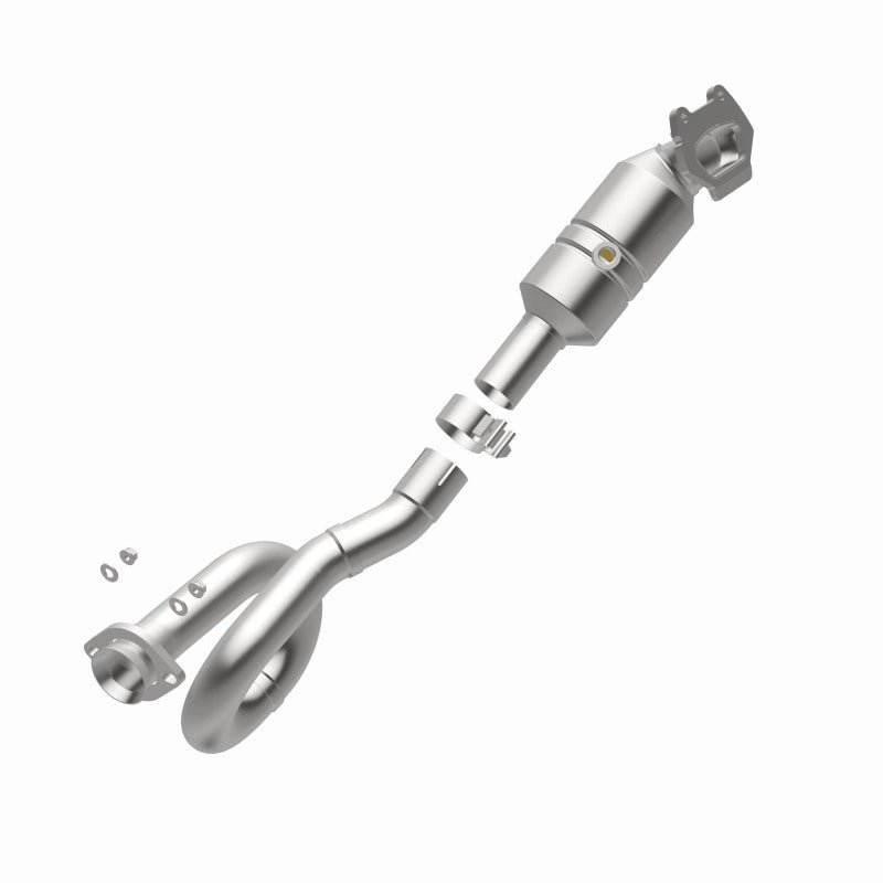 MagnaFlow Conv Direct Fit OEM 12-17 Jeep Wrangler 3.6L Underbody Magnaflow