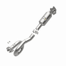 Load image into Gallery viewer, MagnaFlow Conv Direct Fit OEM 12-17 Jeep Wrangler 3.6L Underbody Magnaflow
