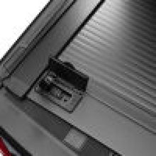 Load image into Gallery viewer, Retrax 17-18 Super Duty F-250-350 Short Bed RetraxONE XR Retrax