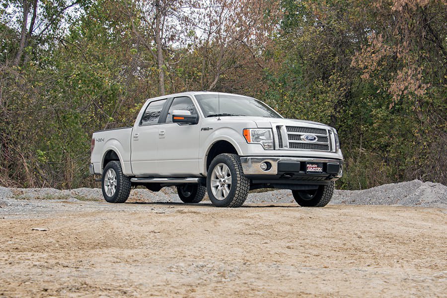 2 Inch Lift Kit | Vertex | Ford F-150 4WD (2009-2013) Rough Country
