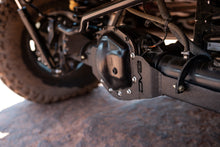 Load image into Gallery viewer, DV8 Offroad 2018+ Jeep Wrangler JL Rear Diff Skid Plate for Dana 44 DV8 Offroad