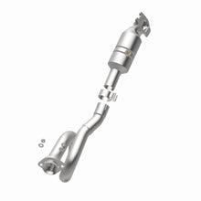 Load image into Gallery viewer, MagnaFlow Conv Direct Fit OEM 12-17 Jeep Wrangler 3.6L Underbody Magnaflow