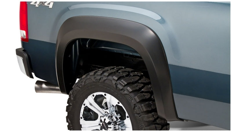 Bushwacker 07-13 GMC Sierra 1500 Fleetside Extend-A-Fender Style Flares 2pc 69.3in Bed - Black Bushwacker