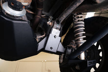 Load image into Gallery viewer, DV8 Offroad 21-22 Ford Bronco Rear Differential Skid Plate DV8 Offroad