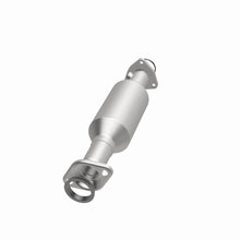 Load image into Gallery viewer, MagnaFlow Conv DF 97-01 Honda CR-V 2.0L Magnaflow