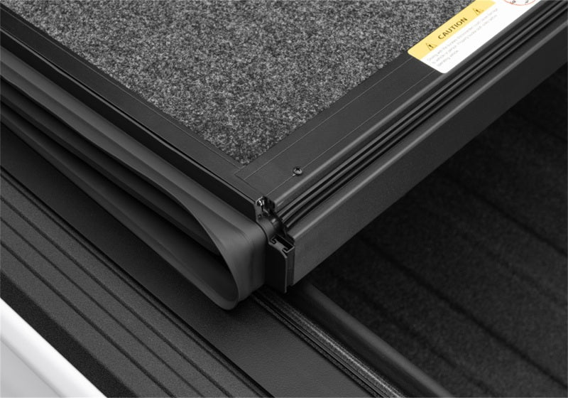 UnderCover 2020 Jeep Gladiator 5ft Ultra Flex Bed Cover - Matte Black Finish Undercover