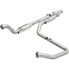 Load image into Gallery viewer, Magnaflow Conv DF 04-07 Dodge Ram 5.7L Magnaflow