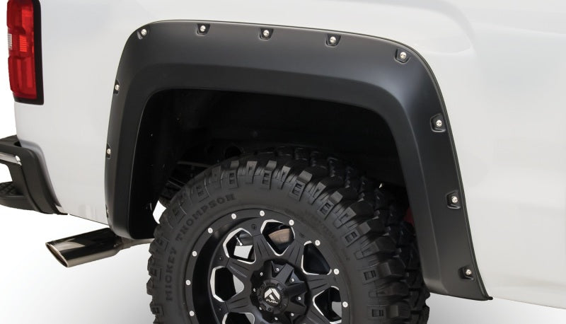 Bushwacker 14-18 GMC Sierra 1500 Pocket Style Flares 2pc 69.3/78.8/97.8in Bed - Black Bushwacker