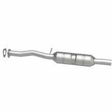 Load image into Gallery viewer, MagnaFlow Conv DF 00-01 Excursion With 5.4L A Magnaflow