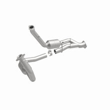 Load image into Gallery viewer, MagnaFlow Conv DF 06-07 Jeep Commander / 05-10 Grand Cherokee 5.7L Y-Pipe Assy (49 State) Magnaflow