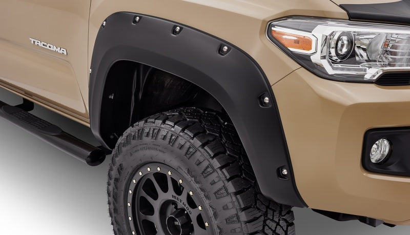 Bushwacker 16-18 Toyota Tacoma Pocket Style Flares 2pc 60.5/73.7in Bed - Black Bushwacker