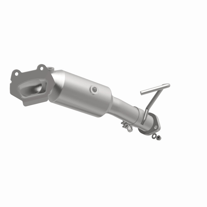MagnaFlow Conv Direct Fit OEM 12-17 Jeep Wrangler 3.6L Underbody Magnaflow