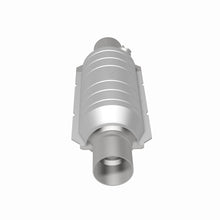 Load image into Gallery viewer, MagnaFlow Conv Univ 2.5inch GM 3.8L Magnaflow