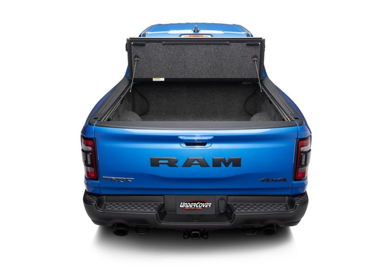UnderCover 19-20 Ram 1500 5.7ft Ultra Flex Bed Cover - Matte Black Finish Undercover
