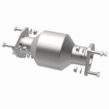 Load image into Gallery viewer, Magnaflow Conv DF 08-09 Accord 3.5L rear Magnaflow