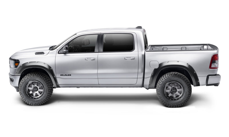 Bushwacker 19-22 Dodge Ram 1500 Pocket Style Front Flares 2pc - Black Bushwacker