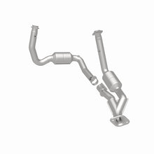 Load image into Gallery viewer, MagnaFlow Conv DF 06-07 Jeep Commander / 05-10 Grand Cherokee 5.7L Y-Pipe Assy (49 State) Magnaflow