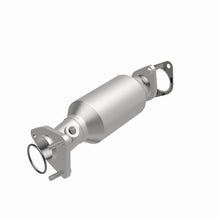 Load image into Gallery viewer, Magnaflow Conv DF 13-15 Frontier 4 Close Coupled Magnaflow
