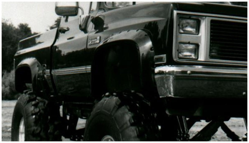 Bushwacker 81-91 Chevy Blazer Cutout Style Flares 2pc - Black Bushwacker