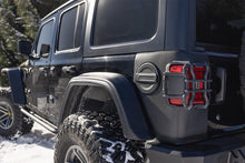 Load image into Gallery viewer, Rugged Ridge Rear Corner Kit Body Armor 18-22 Jeep Wrangler JL/JLU Models Rugged Ridge