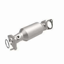 Load image into Gallery viewer, Magnaflow Conv DF 13-15 Frontier 4 Close Coupled Magnaflow