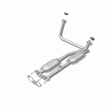 Load image into Gallery viewer, MagnaFlow Conv DF GM Truck/Suv Dual Outlet 96 Magnaflow