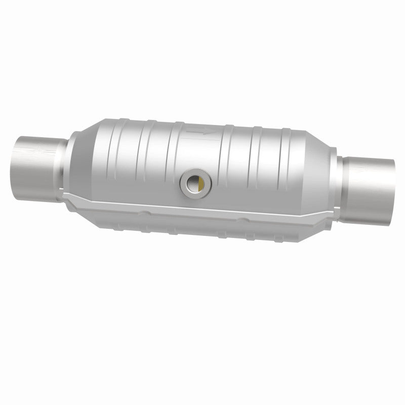 MagnaFlow Conv Univ 2.5in Inlet/Outlet Center/Center Round 11in Body L x 5.125in W x 15in Overall L Magnaflow