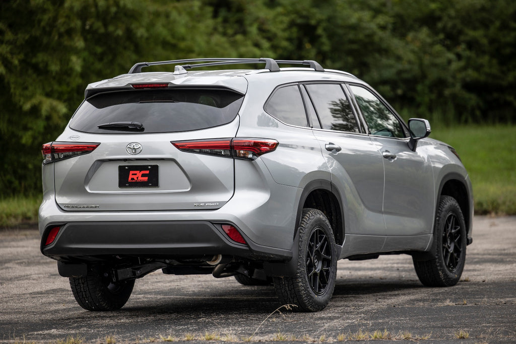 2 Inch Lift Kit | Toyota Highlander 4WD (2020) Rough Country