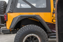 Load image into Gallery viewer, DV8 Offroad 2007-2018 Jeep Wrangler Armor Fenders DV8 Offroad