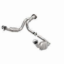 Load image into Gallery viewer, MagnaFlow Conv DF 07-08 Escalade 6.2 Driver Side OEM Magnaflow