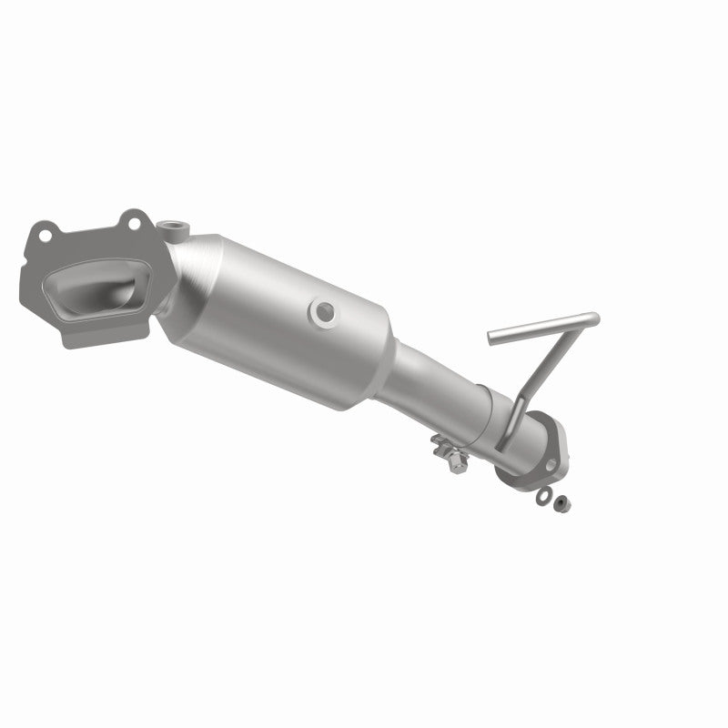 MagnaFlow Conv Direct Fit OEM 12-17 Jeep Wrangler 3.6L Underbody Magnaflow