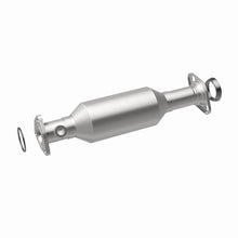 Load image into Gallery viewer, MagnaFlow Conv DF 97-01 Honda CR-V 2.0L Magnaflow