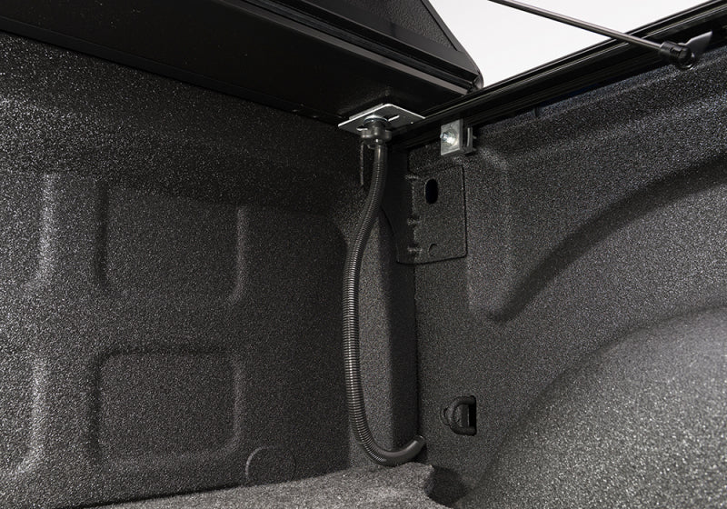 BAK 09-18 Dodge Ram 1500 (19-20 Classic Only) (w/ Ram Box) 5ft 7in Bed BAKFlip G2 BAK