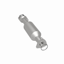 Load image into Gallery viewer, MagnaFlow Conv DF 97-01 Honda CR-V 2.0L Magnaflow