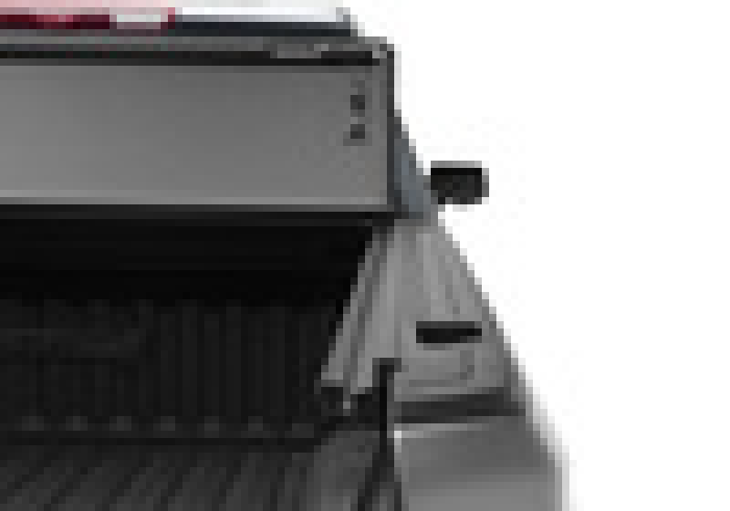 BAK 19-20 Chevy Silverado 5ft 8in Bed (New Body Style) BAKFlip F1 BAK
