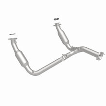 Load image into Gallery viewer, MagnaFlow Conv DF 07-09 Chevy/GMC Silverado/Suburban/Sierra/Tahoe/Yukon Magnaflow
