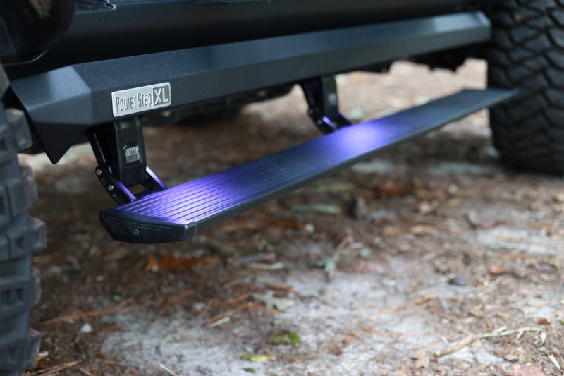 AMP Research 2007-2013 Chevy Silverado 1500 Extended/Crew PowerStep XL - Black AMP Research