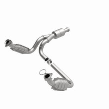 Load image into Gallery viewer, MagnaFlow Conv DF 09-13 Chevy Avalanche 5.3L Magnaflow