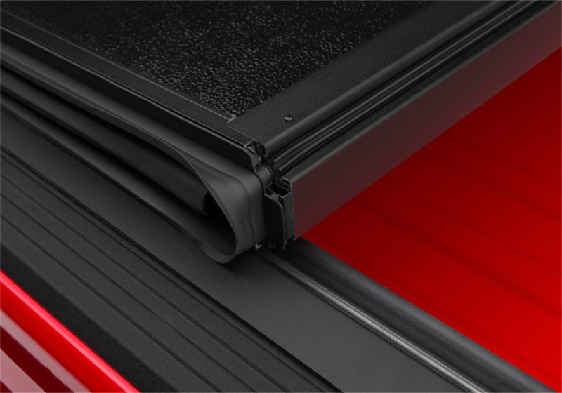 UnderCover 2020 Jeep Gladiator 5ft Flex Bed Cover Undercover