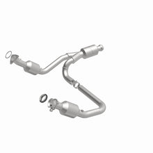 Load image into Gallery viewer, MagnaFlow Conv Direct Fit 14-16 GMC Sierra 1500 V6 4.3L Magnaflow