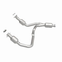Load image into Gallery viewer, MagnaFlow Conv Direct Fit 14-16 GMC Sierra 1500 V6 4.3L Magnaflow