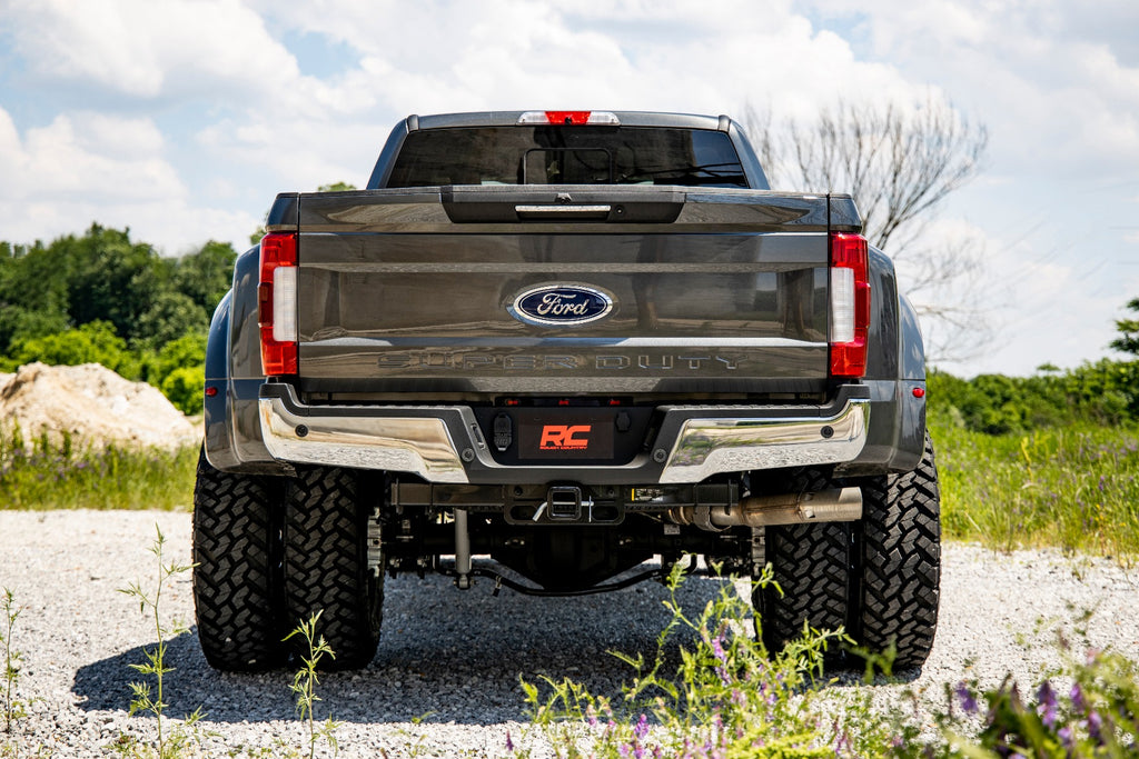 4.5 Inch Lift Kit | DRW | FR Drive Shaft | Ford F-350 Super Duty (17-22) Rough Country