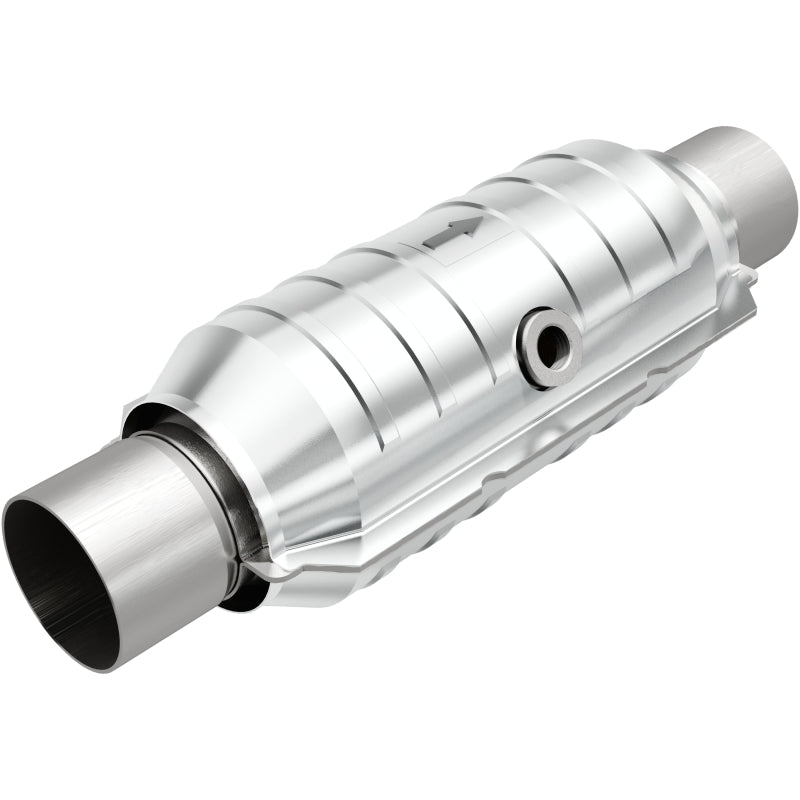 MagnaFlow Conv Univ 2.5in Inlet/Outlet Center/Center Round 11in Body L x 5.125in W x 15in Overall L Magnaflow